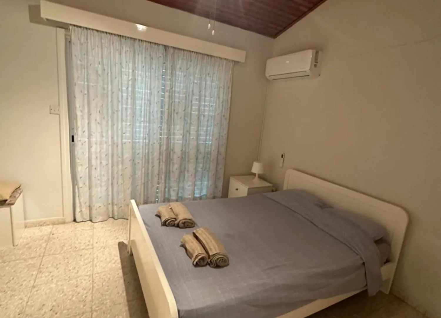 Leonidas Seaside Meneou Villa